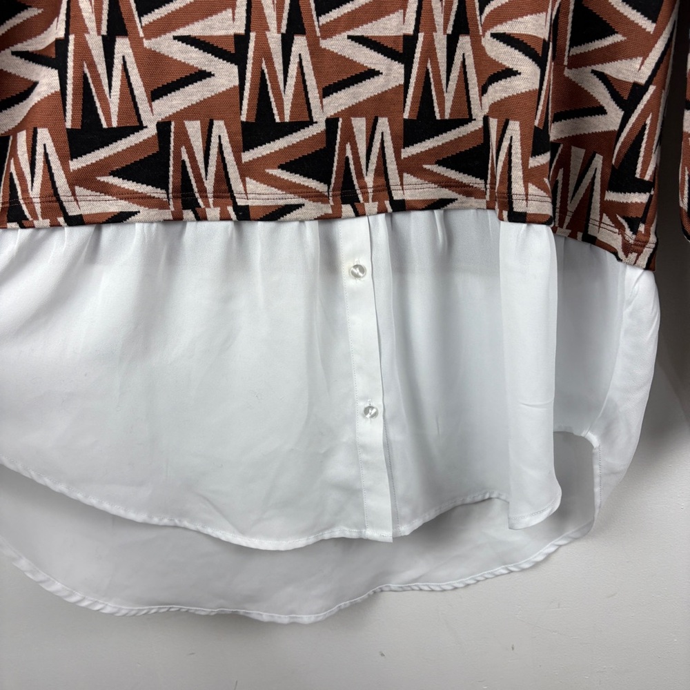 Cleo Layered Abstract Geometric Print Long Sleeve Chiffon Hem Top | Lightweight - Picture 3 of 7